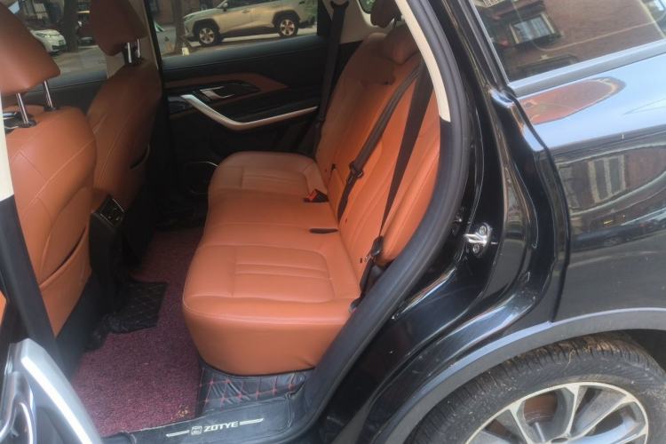 Used Zotye T500 2018 1.5T Automatic Luxury Model Left Rear Seat
