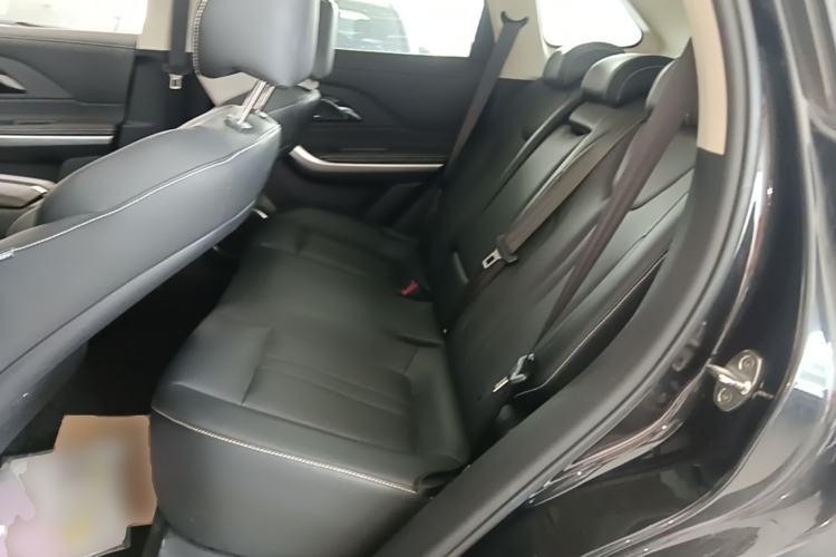 Used Zotye T500 2018 1.5T Automatic Smart Connected Prestige Model Left Rear Seat