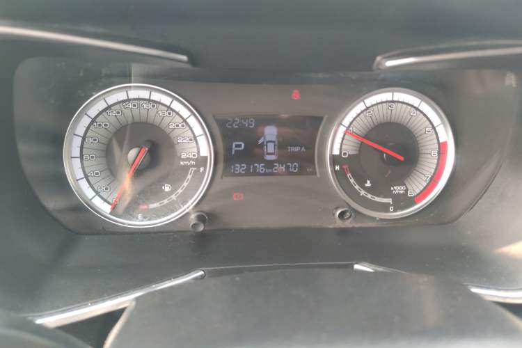 Used Zotye T500 2018 1.5T Automatic Luxury Model Odometer Close Up