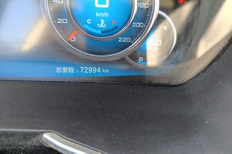Used Zotye T500 2018 1.5T Automatic Smart Connected Prestige Model Odometer Close Up