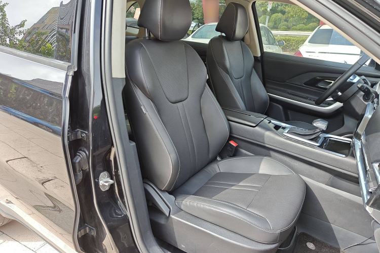 Used Zotye T500 2018 1.5T Automatic Smart Connected Prestige Model Right Front Seat