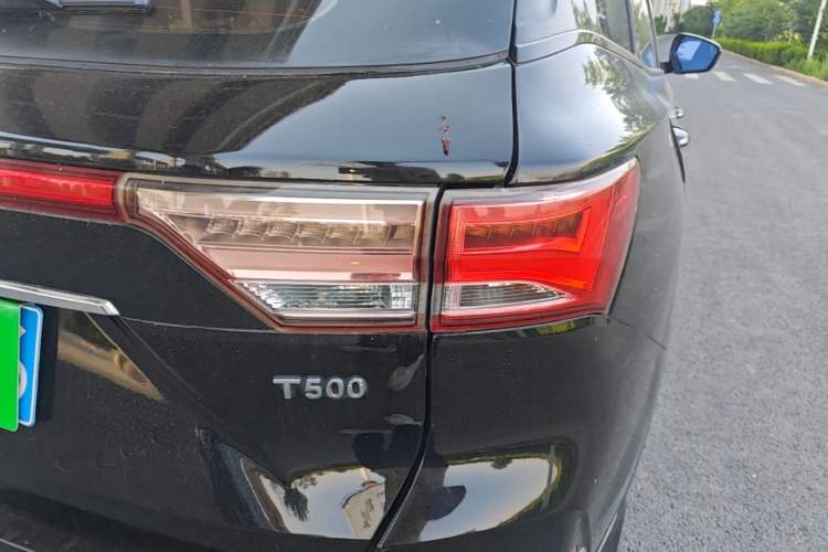 Used Zotye T500 2018 1.5T Automatic Smart Connected Prestige Model Right Rear Taillight