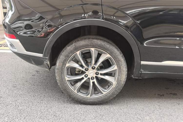 Used Zotye T500 2018 1.5T Automatic Luxury Model Right Rear Wheel Hub