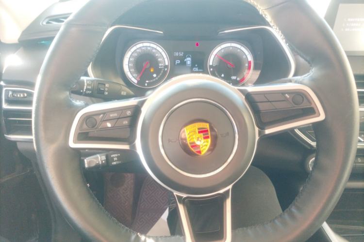 Used Zotye T500 2018 1.5T Automatic Luxury Model Steering Wheel