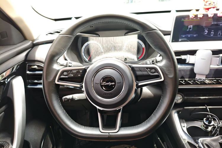 Used Zotye T500 2018 1.5T Manual Luxury Model Steering Wheel