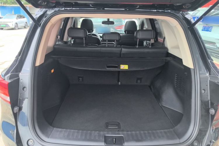 Used Zotye T500 2018 1.5T Automatic Luxury Model Trunk