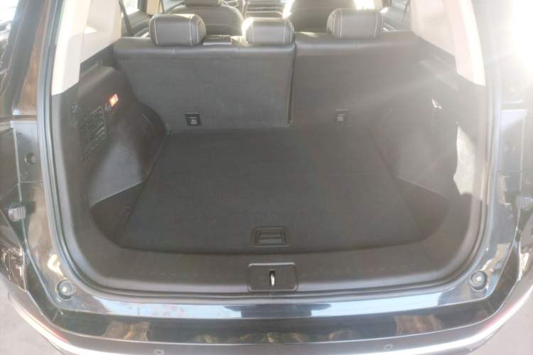Used Zotye T500 2018 1.5T Automatic Luxury Model Trunk