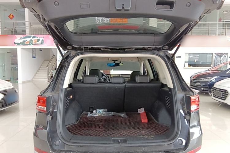 Used Zotye T500 2018 1.5T Automatic Smart Connected Prestige Model Trunk