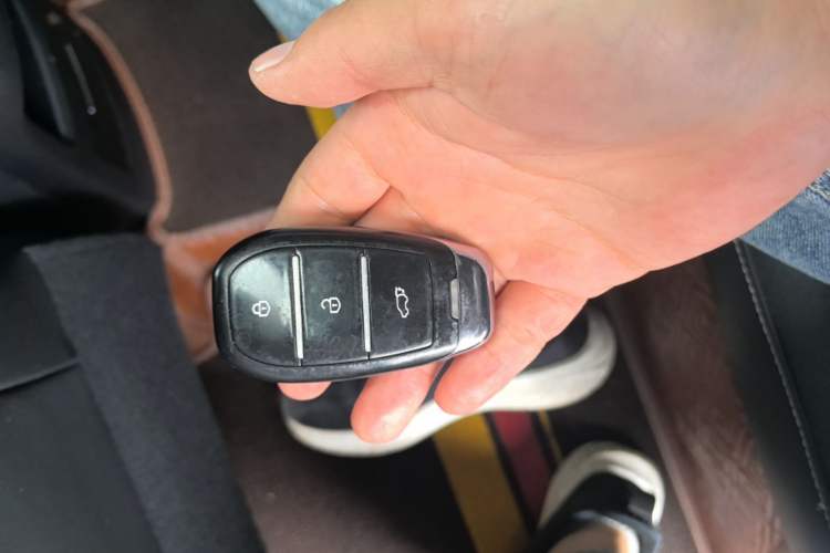 Used Zotye T500 2018 1.5T Automatic Luxury Model Vehicle Key