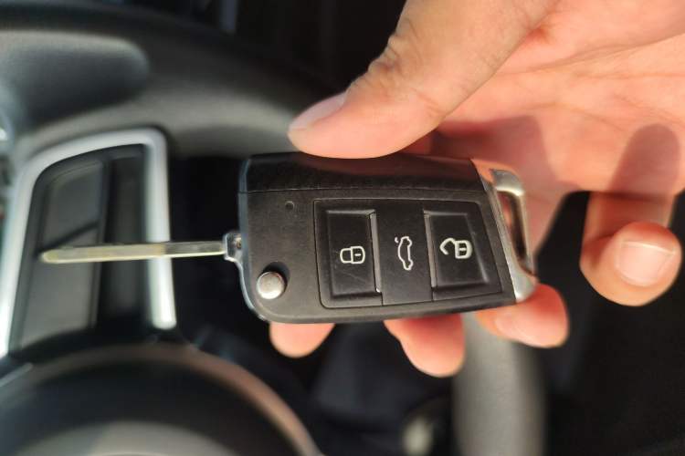 Used Zotye T500 2018 1.5T Automatic Luxury Model Vehicle Key