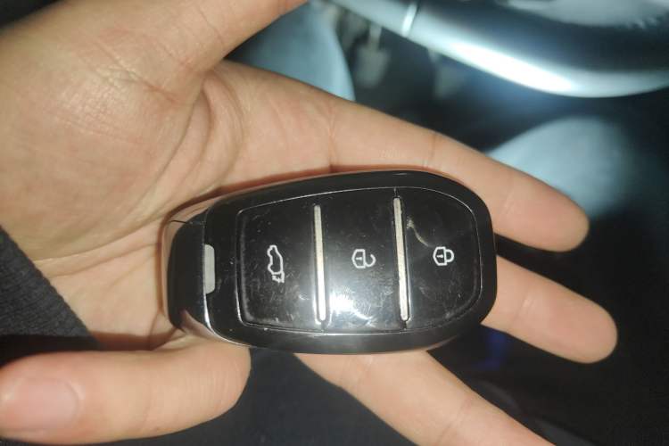 Used Zotye T500 2018 1.5T Manual Luxury Model Vehicle Key