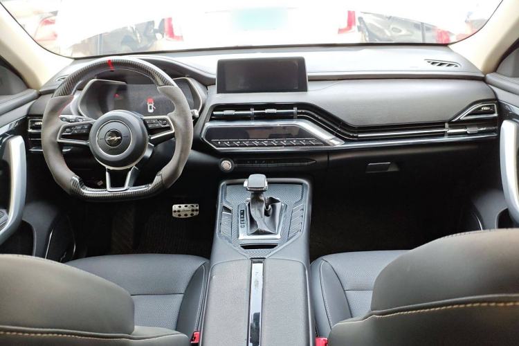 Used Zotye T500 2018 1.5T Automatic Luxury Model Interior 2