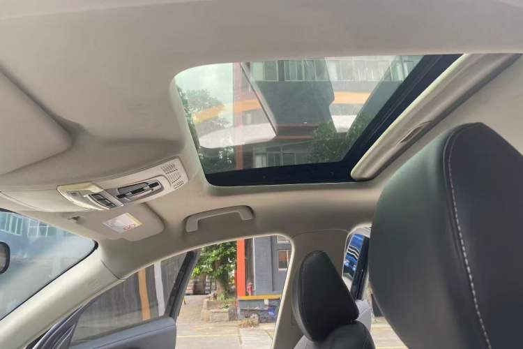 Used Zotye T500 2018 1.5T Automatic Luxury Model Interior 3