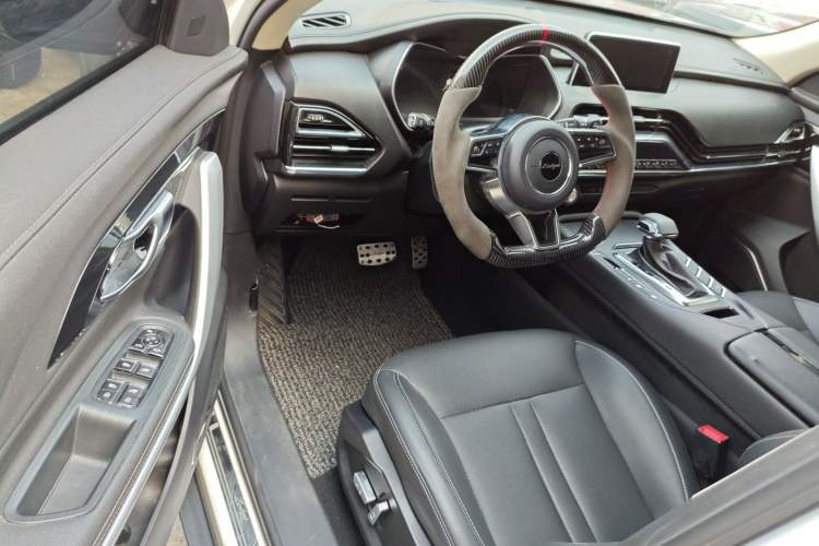 Used Zotye T500 2018 1.5T Automatic Luxury Model Interior 3