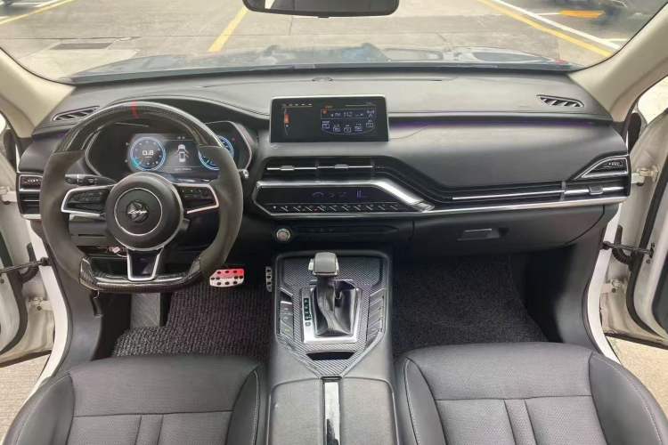 Used Zotye T500 2018 1.5T Automatic Luxury Model Interior 4