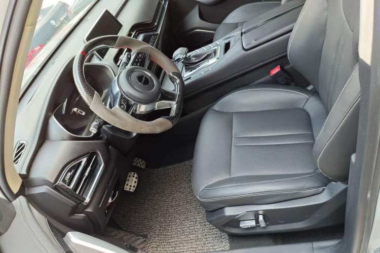 Used Zotye T500 2018 1.5T Automatic Luxury Model Left Front Seat
