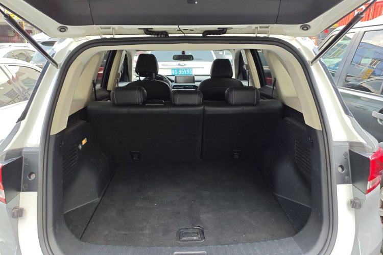 Used Zotye T500 2018 1.5T Automatic Luxury Model Trunk