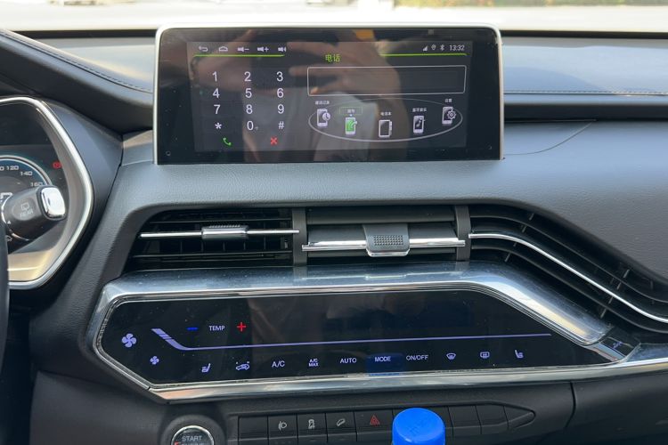 Used Zotye T500 2018 1.5T Automatic Smart Connected Prestige Model Audio And AC Panel