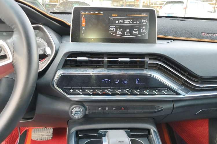 Used Zotye T500 2018 1.5T Automatic Luxury Model Audio And AC Panel