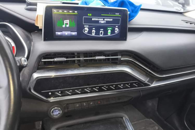 Used Zotye T500 2018 1.5T Automatic Luxury Model Audio And AC Panel