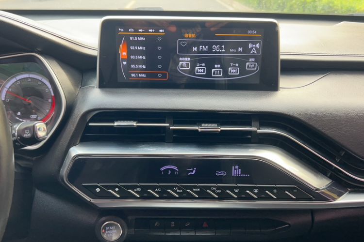 Used Zotye T500 2018 1.5T Automatic Luxury Model Audio And AC Panel