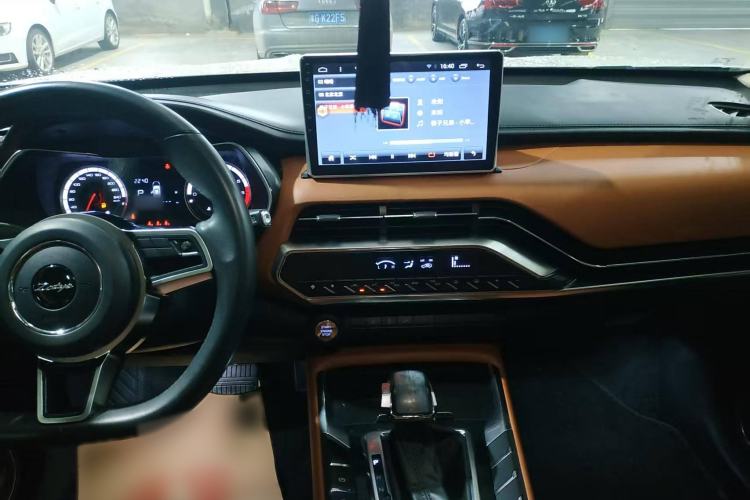Used Zotye T500 2018 1.5T Automatic Luxury Model Audio And AC Panel