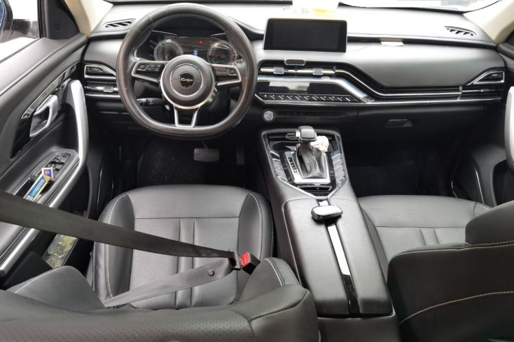 Used Zotye T500 2018 1.5T Automatic Luxury Model Center Console
