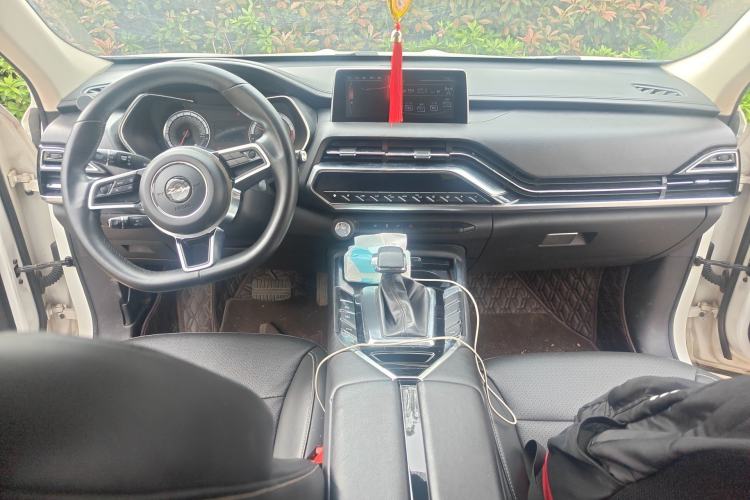 Used Zotye T500 2018 1.5T Automatic Luxury Model Center Console