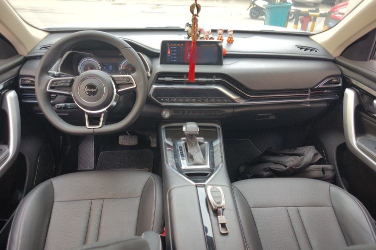 Used Zotye T500 2018 1.5T Automatic Luxury Model Center Console