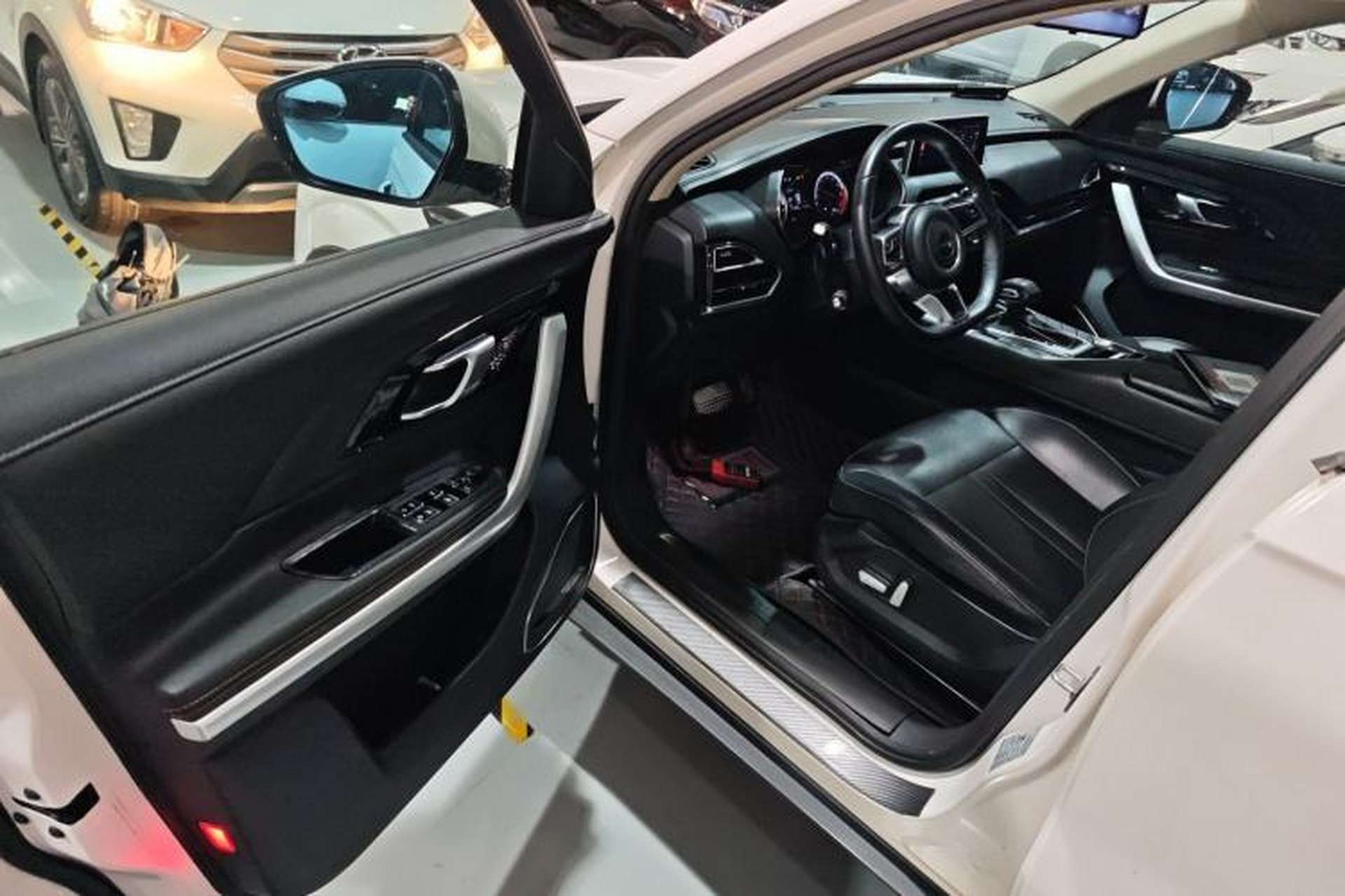 Used Zotye T500 2018 1.5T Automatic Luxury Model Driver Seat