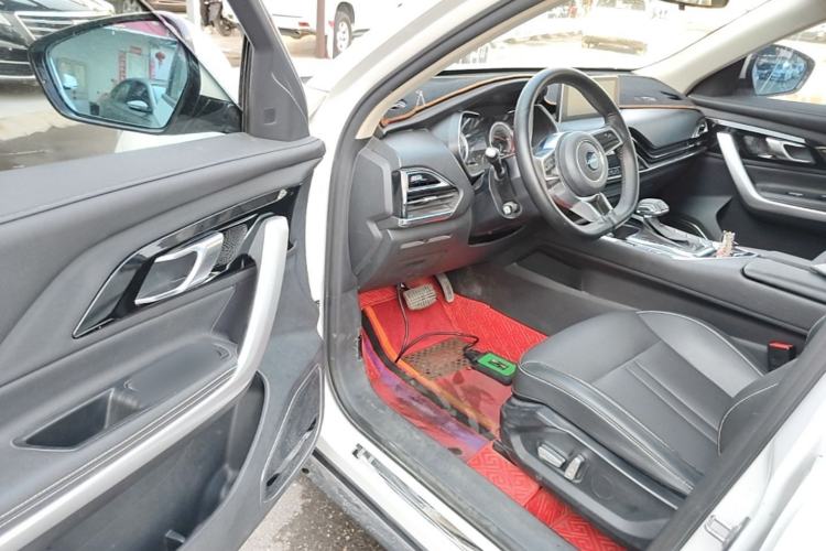 Used Zotye T500 2018 1.5T Automatic Luxury Model Driver Seat