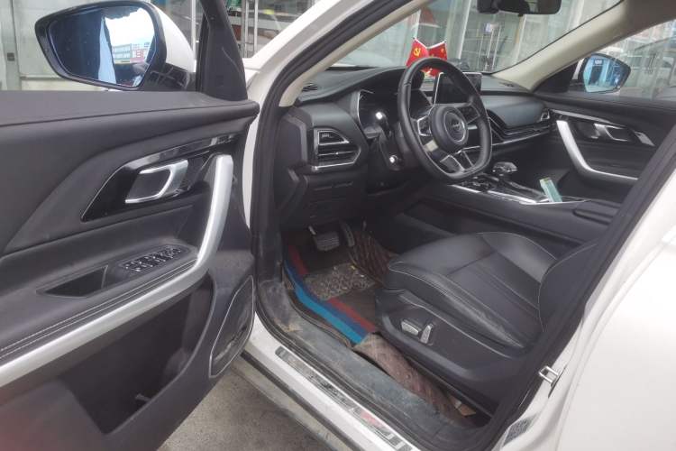 Used Zotye T500 2018 1.5T Automatic Smart Connected Prestige Model Driver Seat