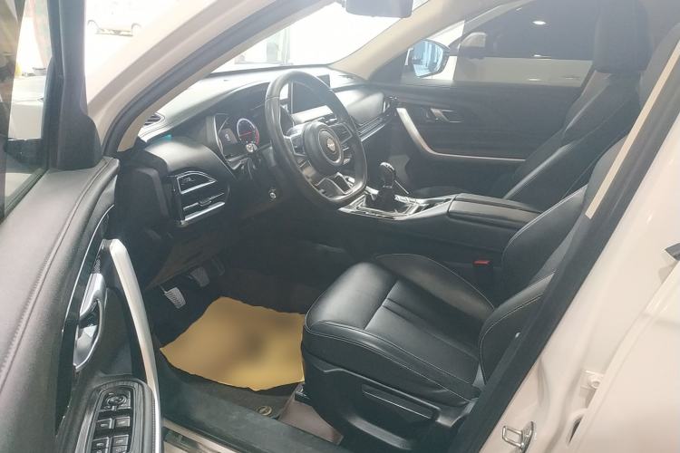 Used Zotye T500 2018 1.5T Manual Luxury Model Driver Seat