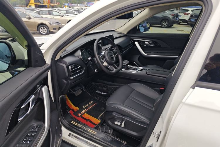 Used Zotye T500 2018 1.5T Automatic Smart Connected Prestige Model Driver Seat
