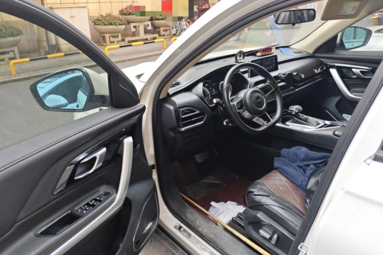 Used Zotye T500 2018 1.5T Automatic Luxury Model Driver Seat