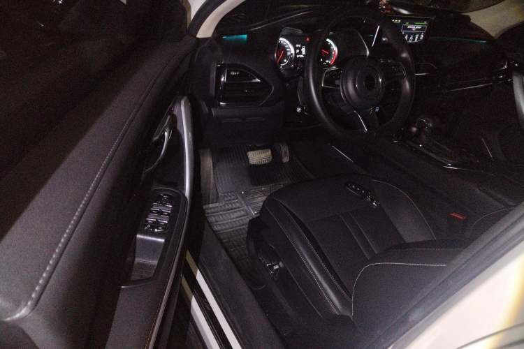 Used Zotye T500 2018 1.5T Automatic Luxury Model Driver Seat