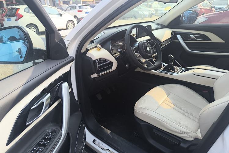 Used Zotye T500 2018 1.5T Manual Luxury Model Driver Seat