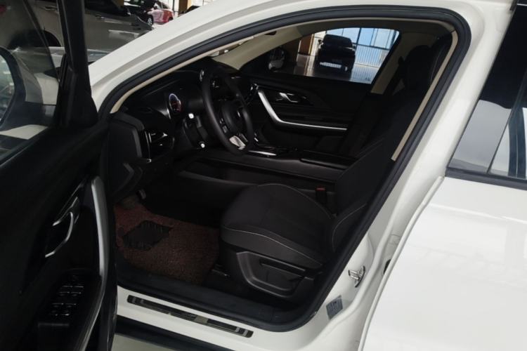 Used Zotye T500 2018 1.5T Automatic Luxury Model Driver Seat