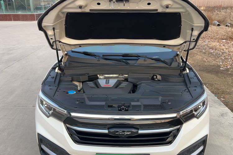 Used Zotye T500 2018 1.5T Automatic Smart Connected Prestige Model Engine Bay