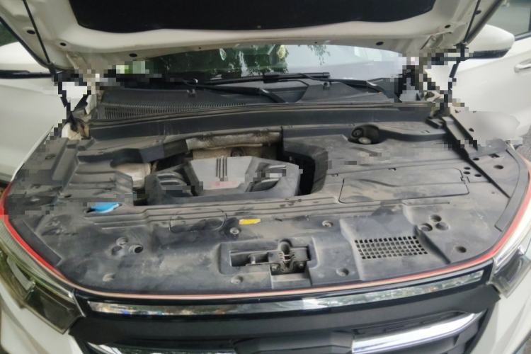 Used Zotye T500 2018 1.5T Manual Luxury Model Engine Bay
