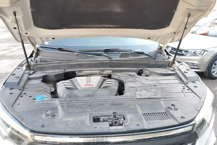 Used Zotye T500 2018 1.5T Automatic Luxury Model Engine Bay