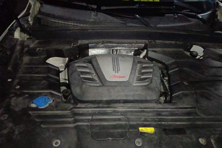 Used Zotye T500 2018 1.5T Automatic Luxury Model Engine Bay