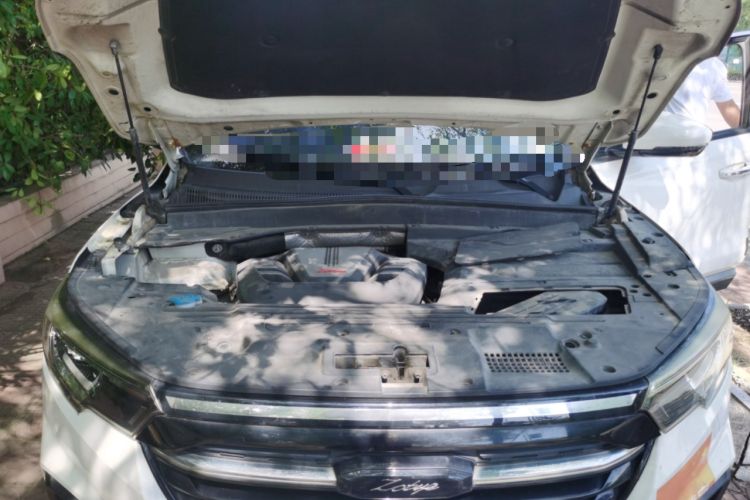 Used Zotye T500 2018 1.5T Automatic Smart Connected Prestige Model Engine Bay