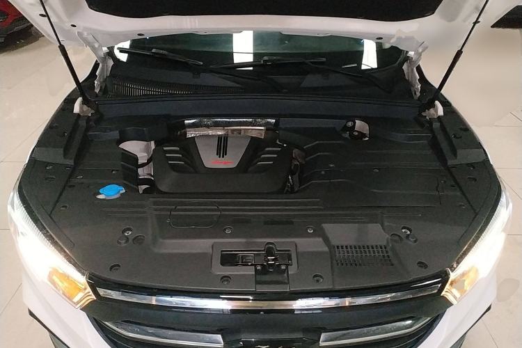 Used Zotye T500 2018 1.5T Automatic Luxury Model Engine Bay