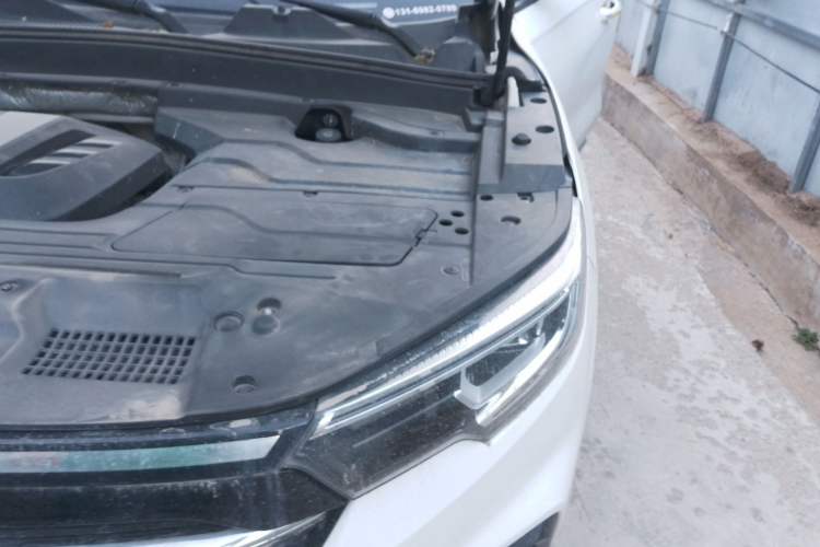 Used Zotye T500 2018 1.5T Automatic Smart Connected Prestige Model Engine Bay Left