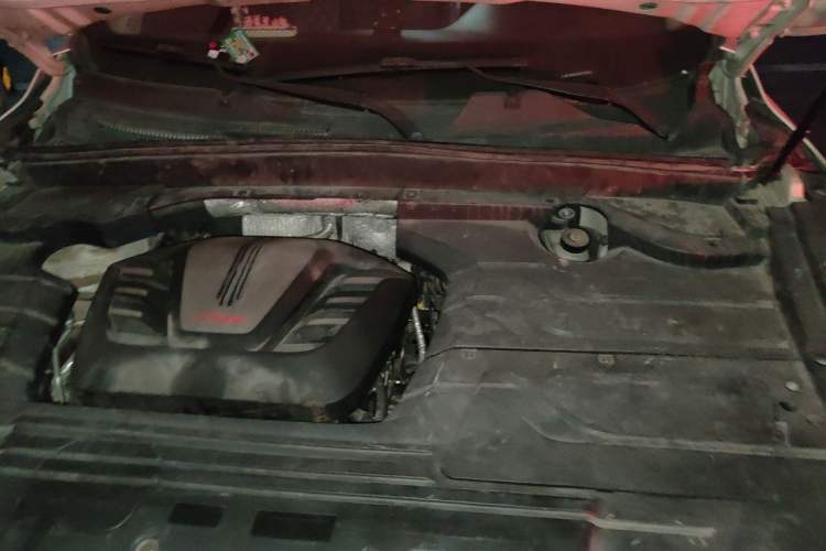 Used Zotye T500 2018 1.5T Automatic Luxury Model Engine Bay