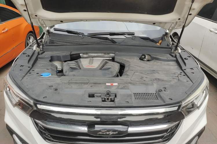 Used Zotye T500 2018 1.5T Automatic Smart Connected Prestige Model Engine Bay