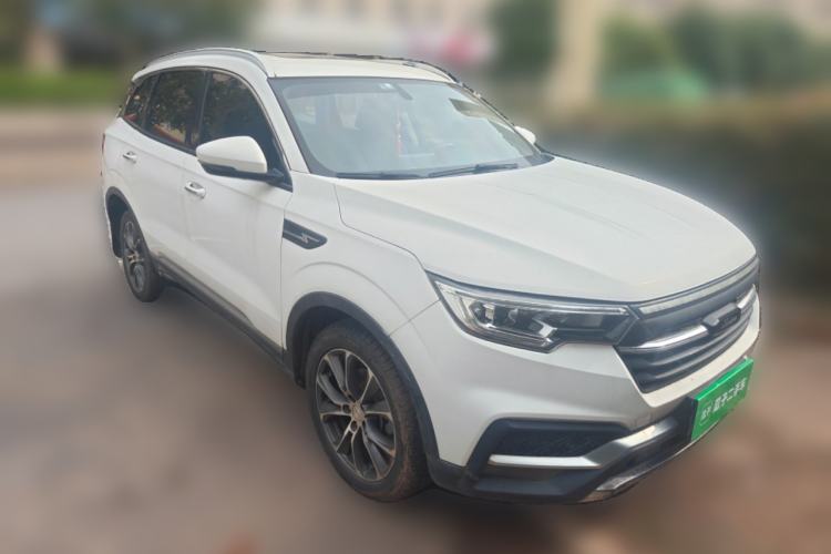 Used Zotye T500 2018 1.5T Automatic Luxury Model Front Right 45 Deg