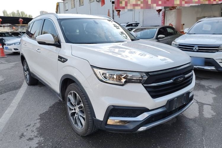 Used Zotye T500 2018 1.5T Automatic Luxury Model Front Right 45 Deg