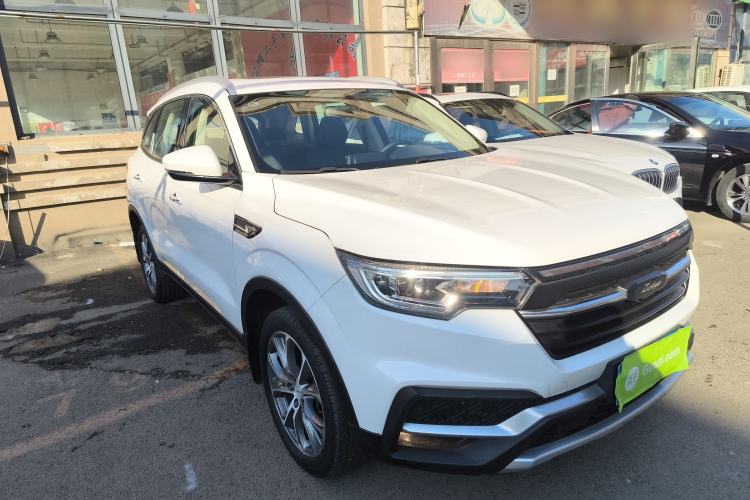 Used Zotye T500 2018 1.5T Manual Luxury Model Front Right 45 Deg